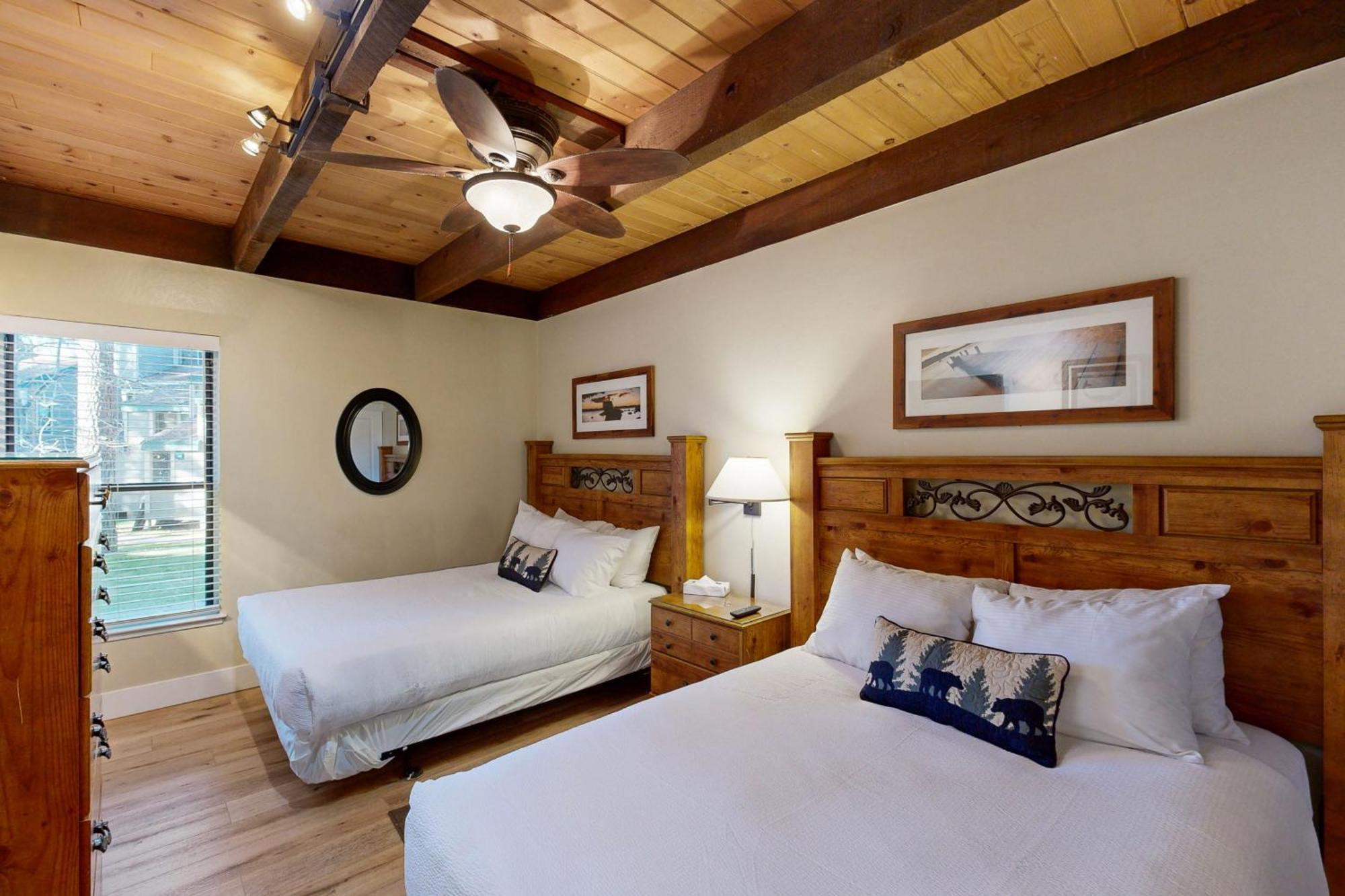 Lakeland Village South Lake Tahoe Room photo