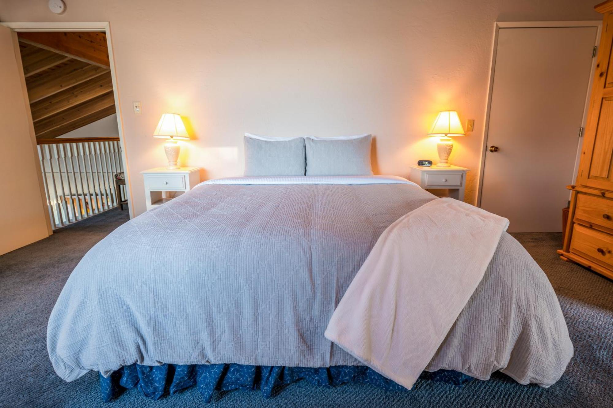 Lakeland Village South Lake Tahoe Room photo