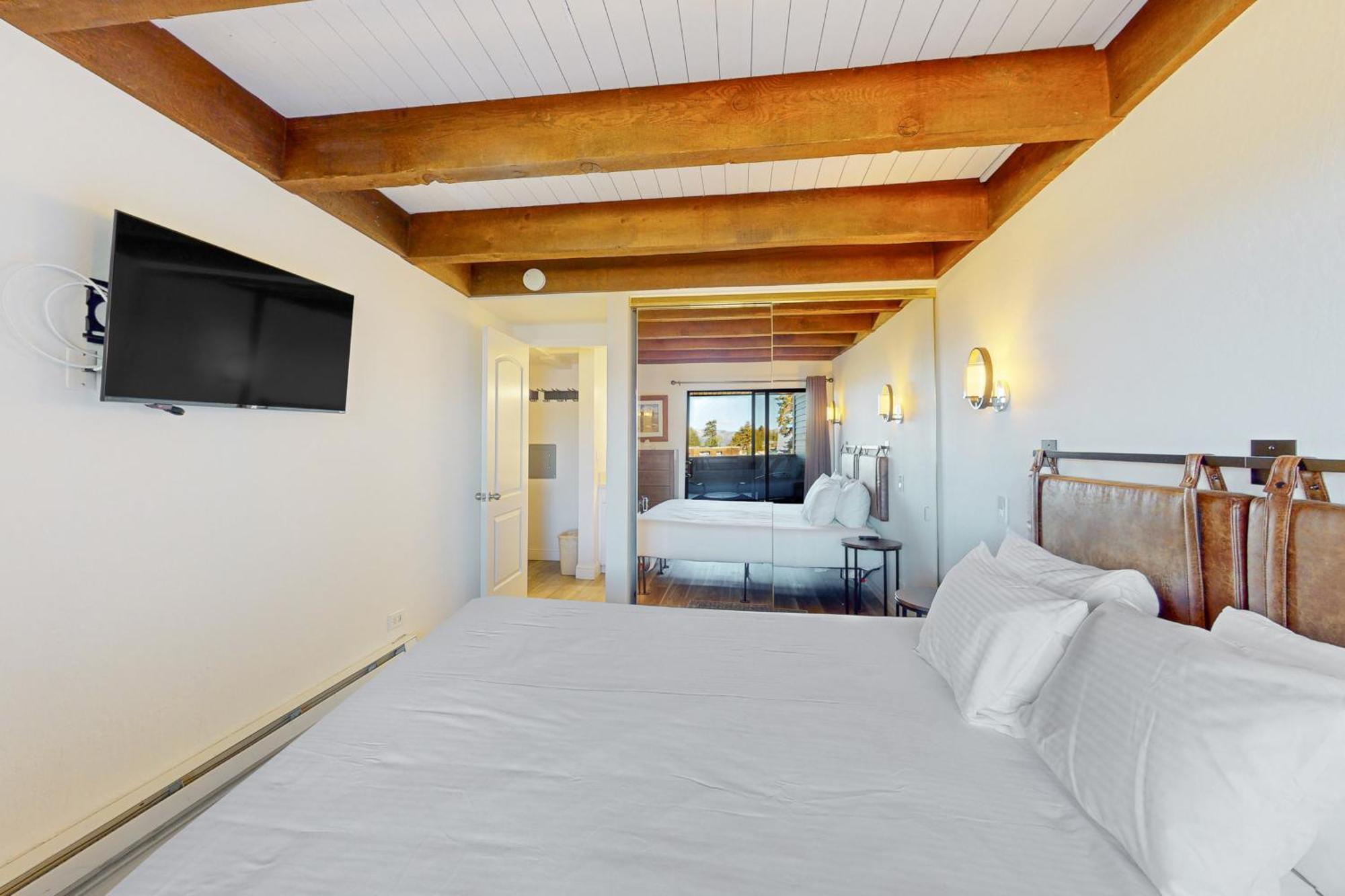 Lakeland Village South Lake Tahoe Room photo