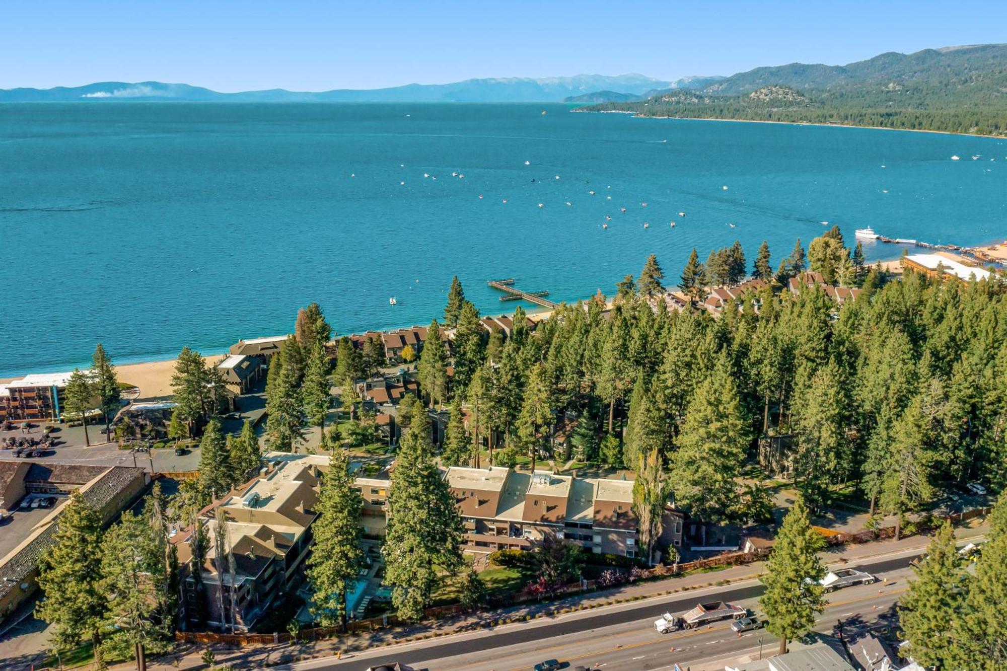 Lakeland Village South Lake Tahoe Room photo