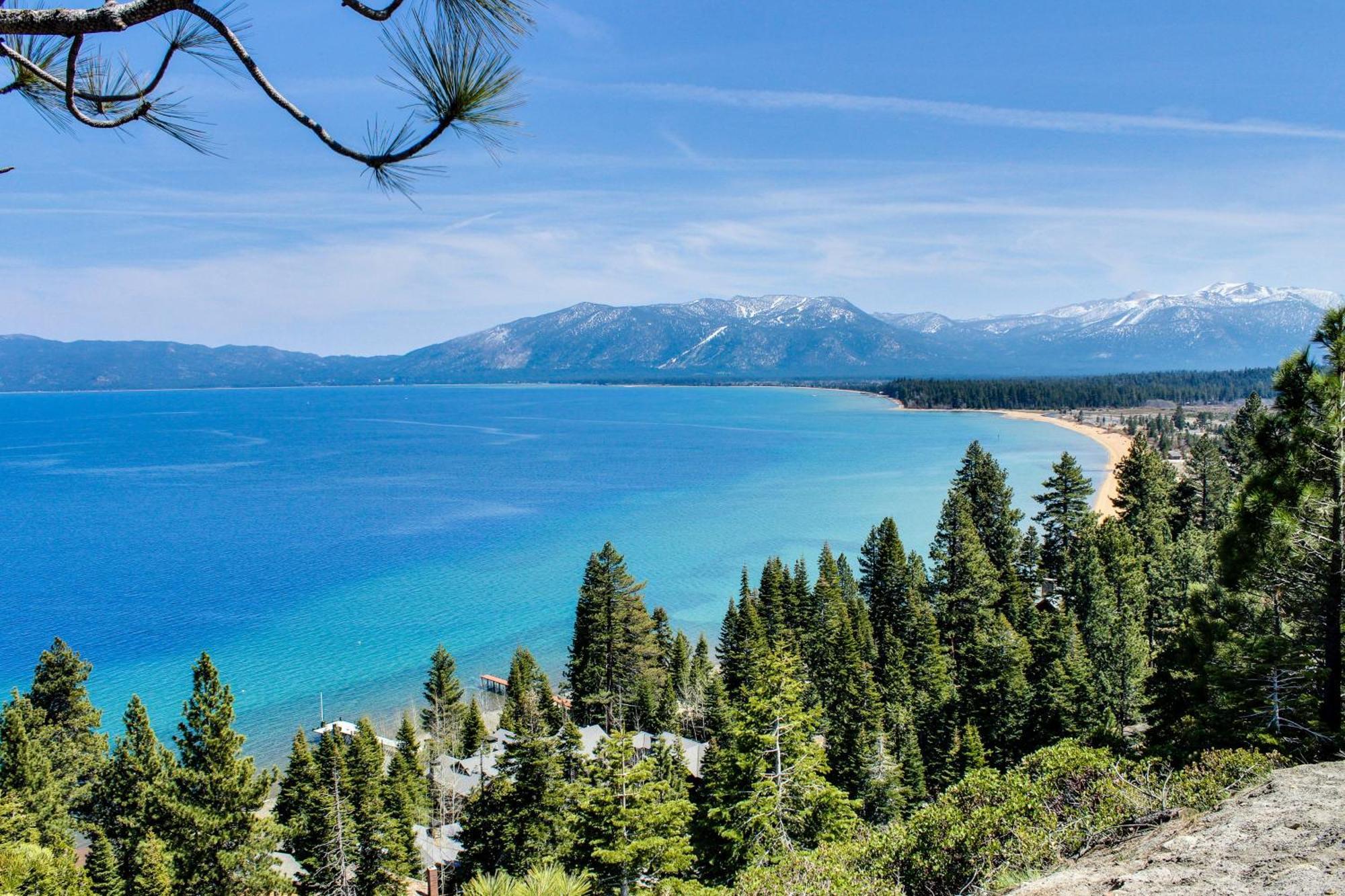 Lakeland Village South Lake Tahoe Room photo