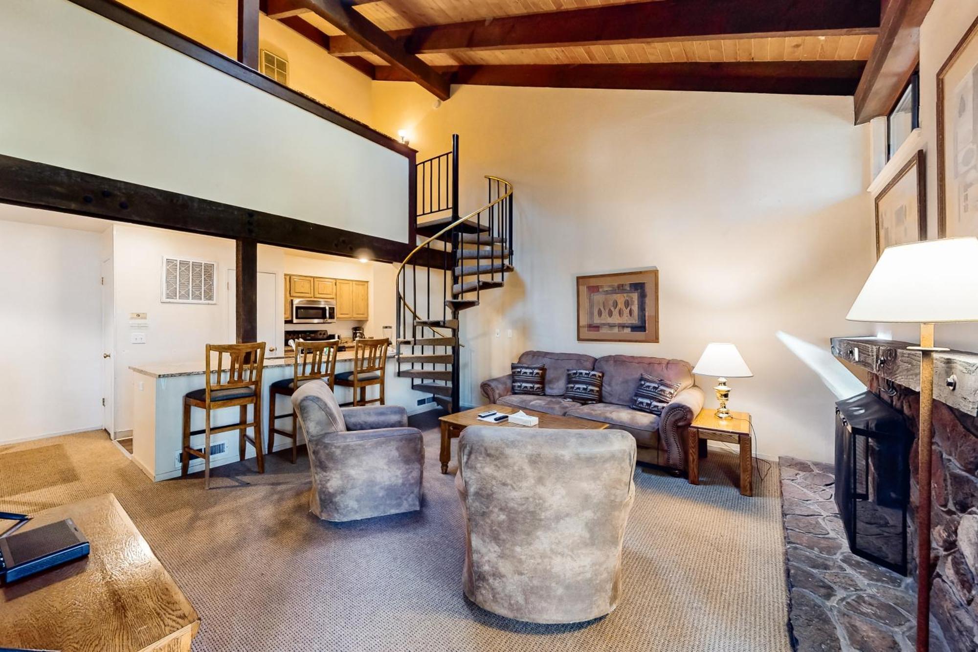 Lakeland Village South Lake Tahoe Room photo