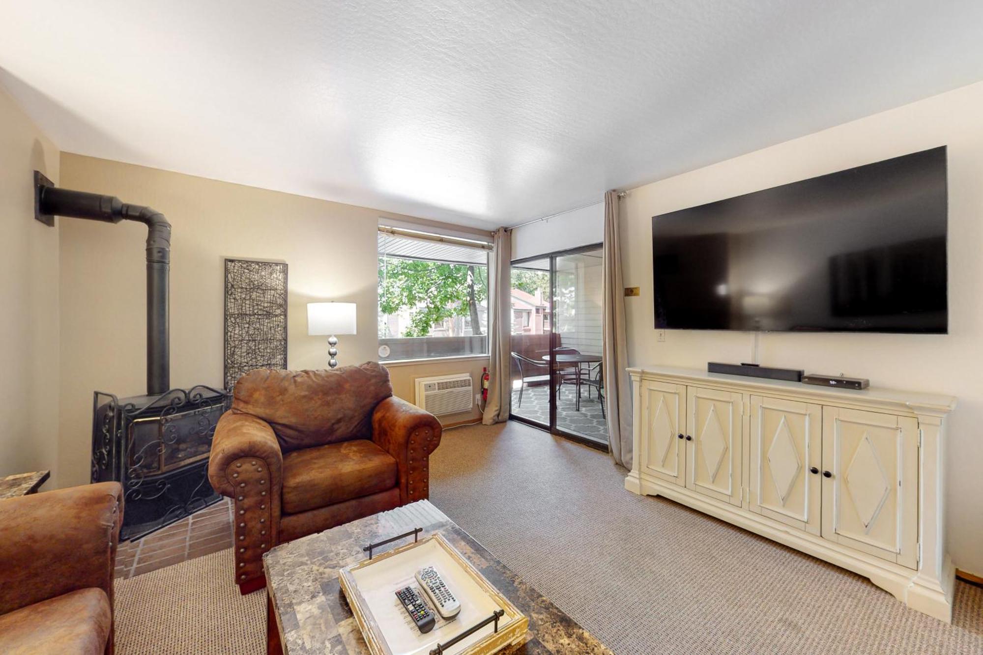 Lakeland Village South Lake Tahoe Room photo